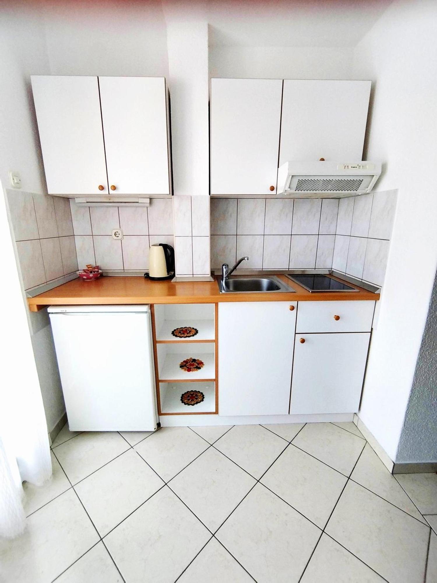 Anita Apartments Živogošće الغرفة الصورة