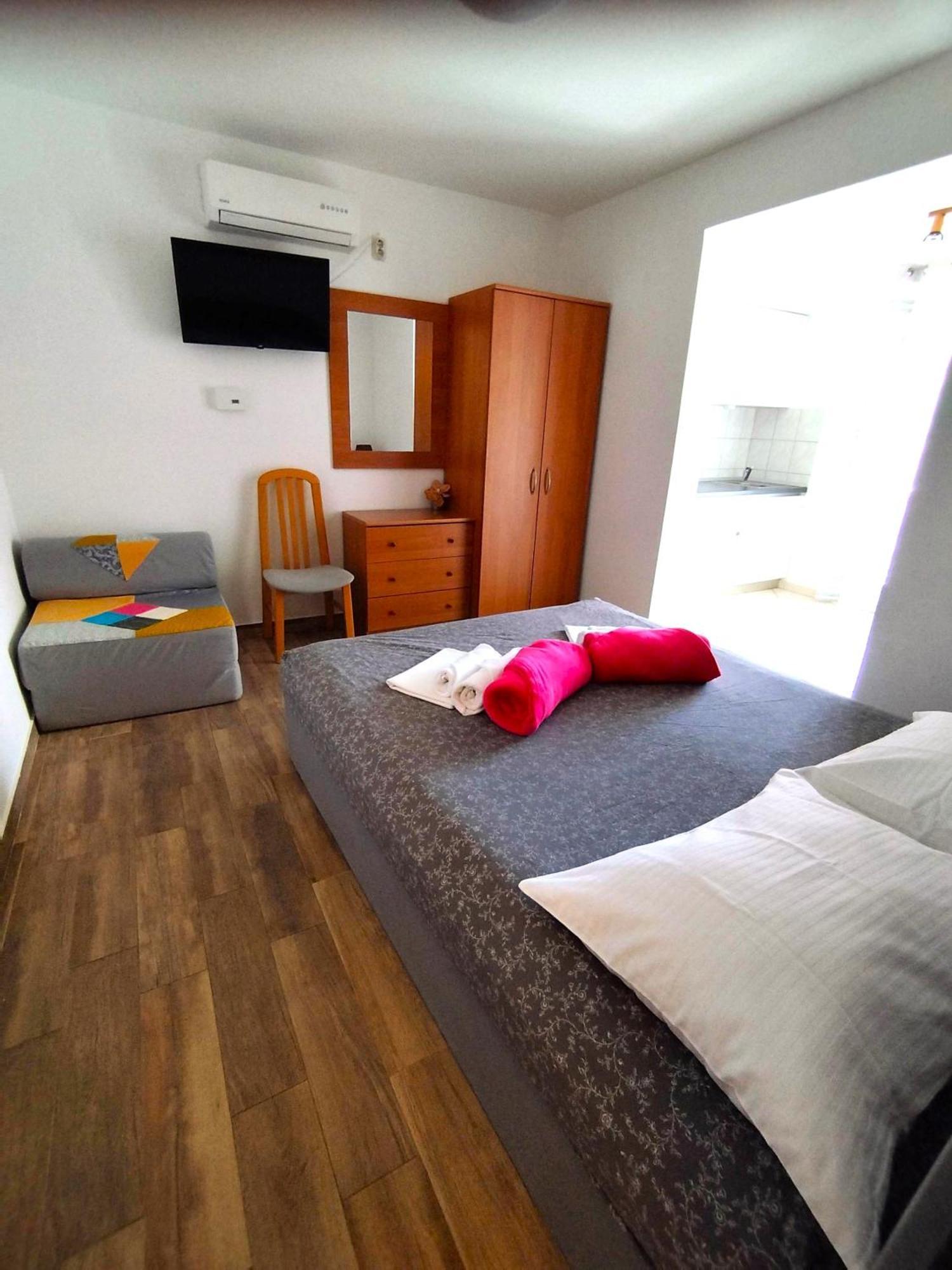 Anita Apartments Živogošće الغرفة الصورة